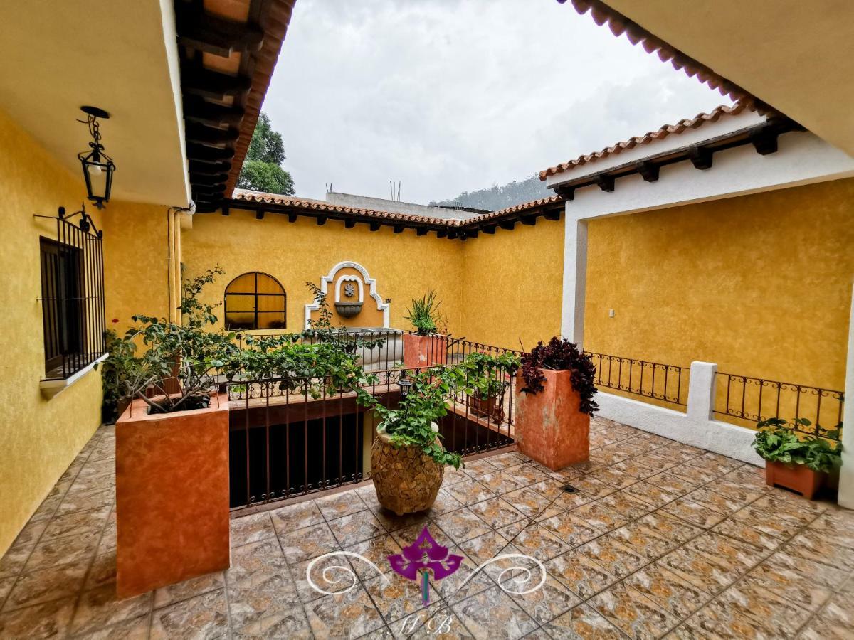 Hostel Maison Bougainvillea *