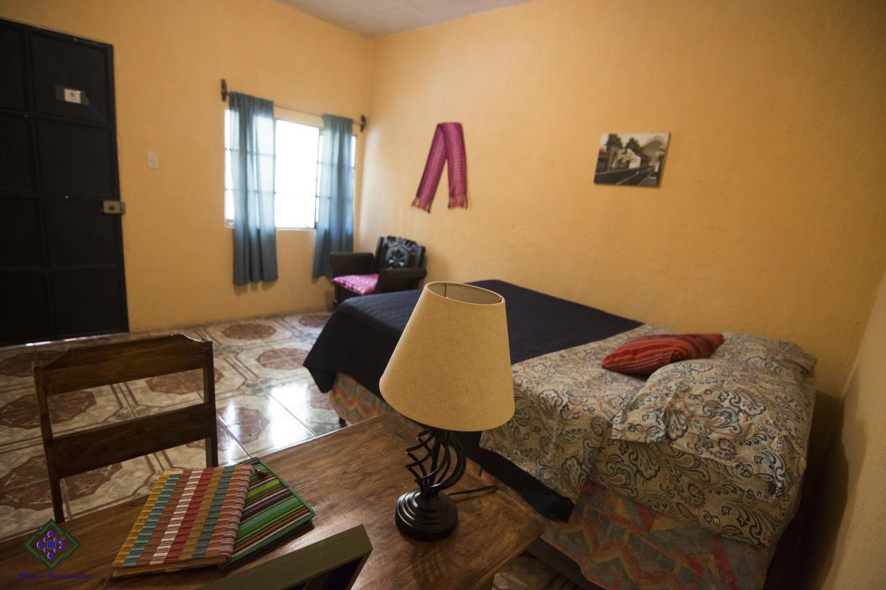 Hostal Maison Bougainvillea Antigua