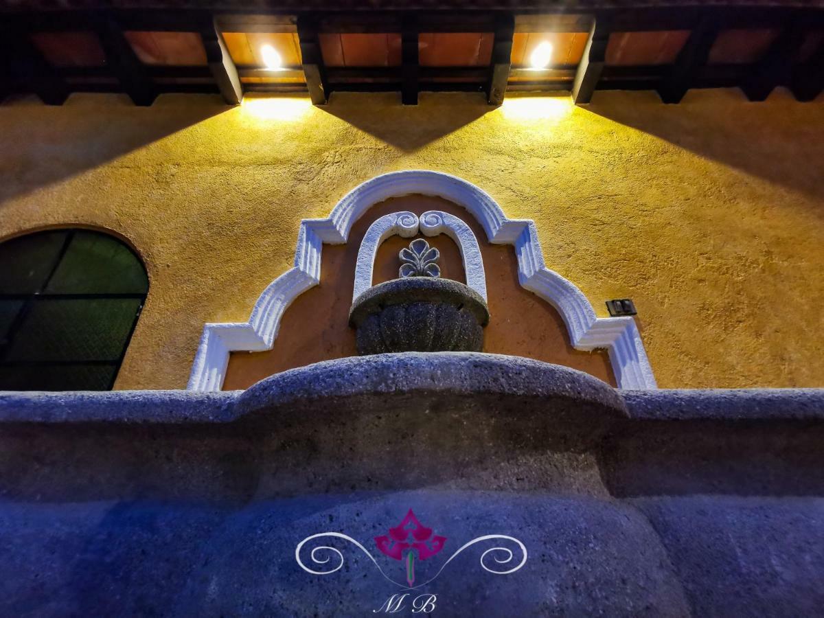 Maison Bougainvillea Hostal *